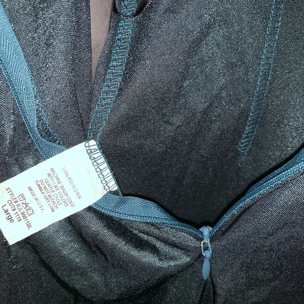 NWT JLUXLABEL Hunter Green Gold Tasseled Jumpsuit - Picture 13 of 13